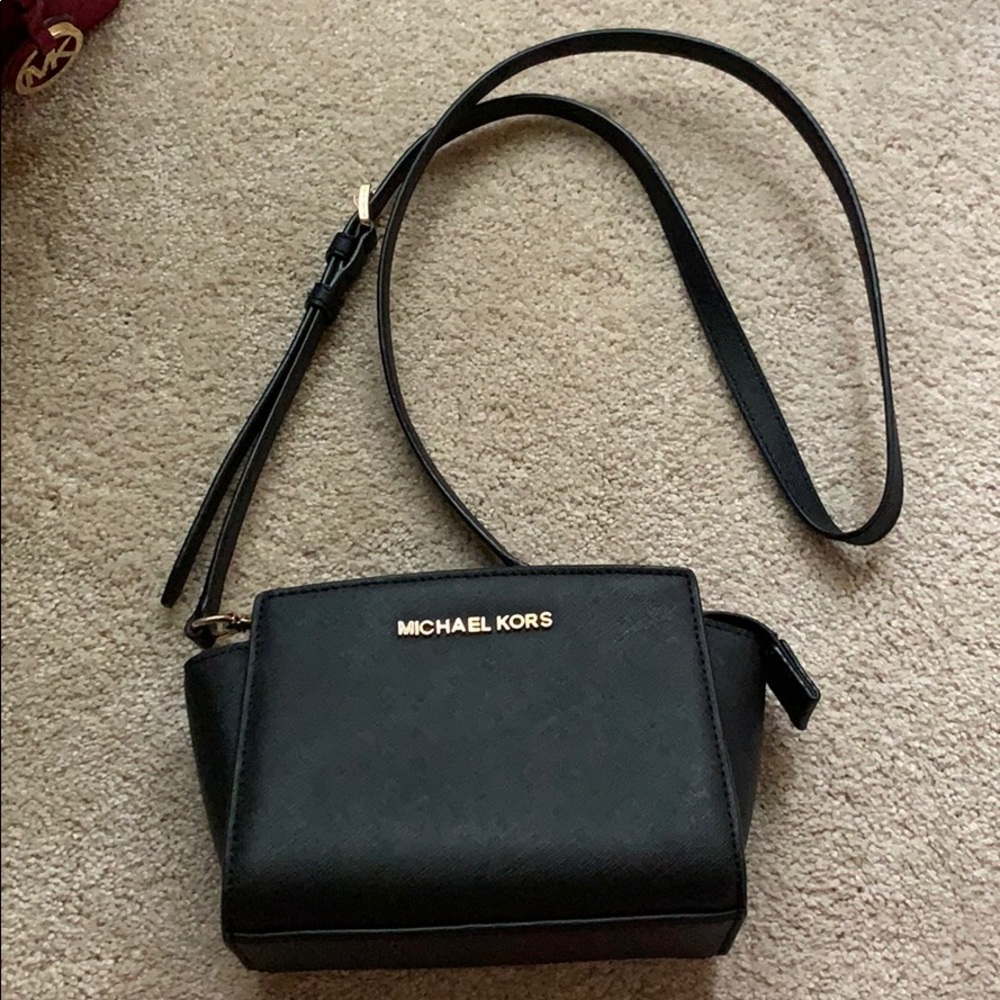 Black Michael Kors small crossbody